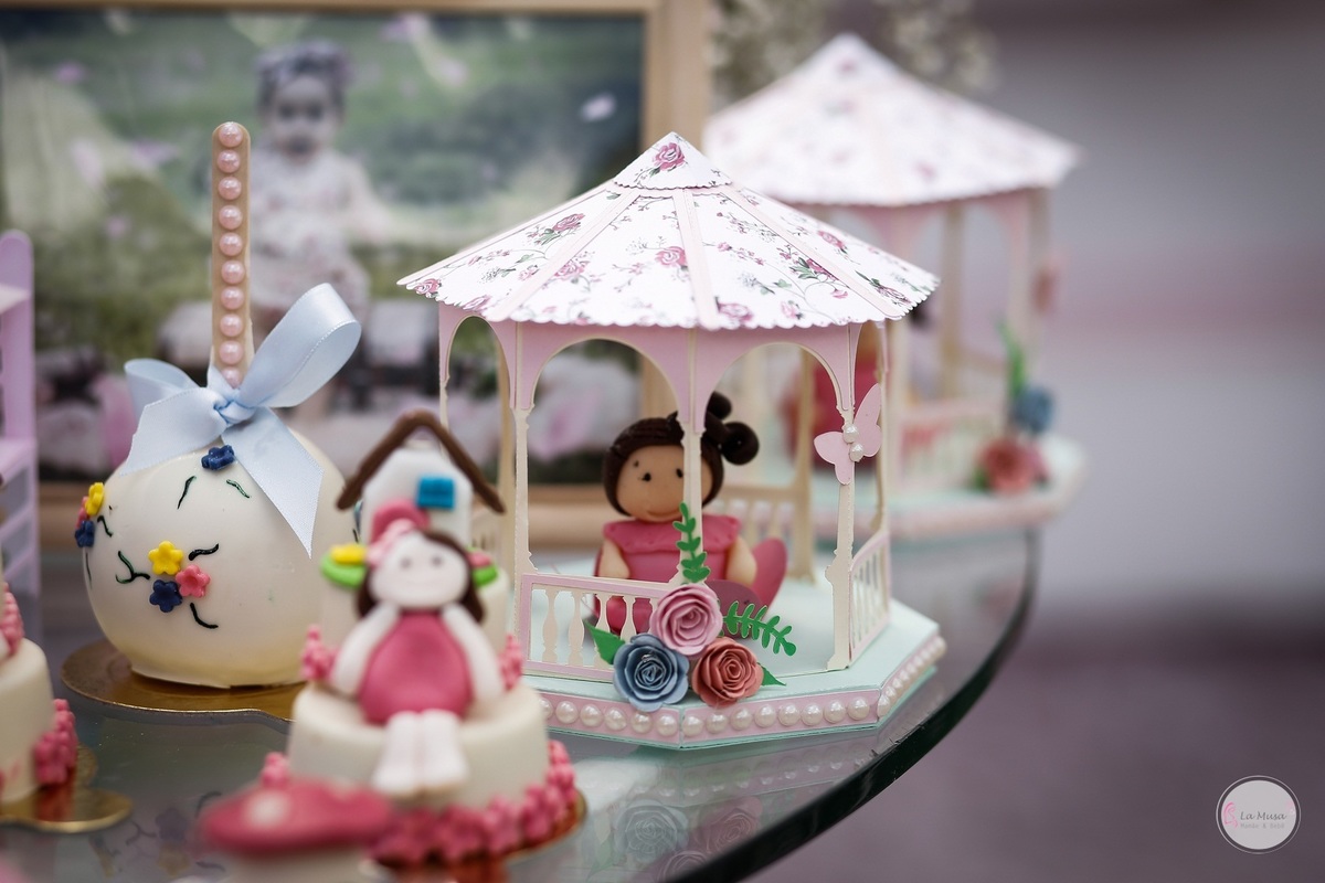 Festa Casa de boneca, lamusa, Mabel Manzi Decorações, haras do morro, festa menina, festa infantil