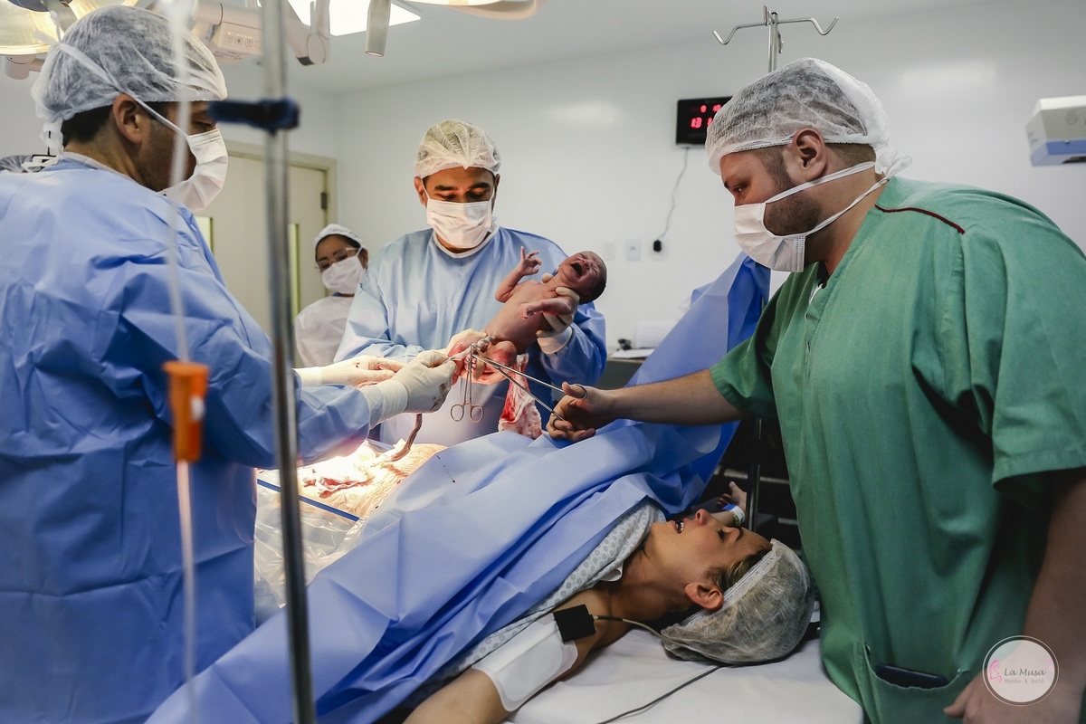 Fotografia de Parto, Filmagem de Parto, Parto cesário, parto Hospital Maternidade Brasília, Hospital Santa Luzia, Maternidade Brasilia, Fotografia nascimento