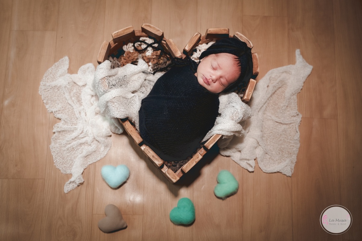 Newborn Menino, fotografia de bebê, estúdio de Newborn, Newborn Brasilia, Newbron policia