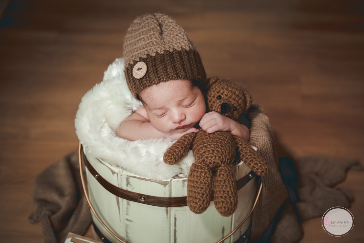 Newborn Menino, fotografia de bebê, estúdio de Newborn, Newborn Brasilia, Newbron policia
