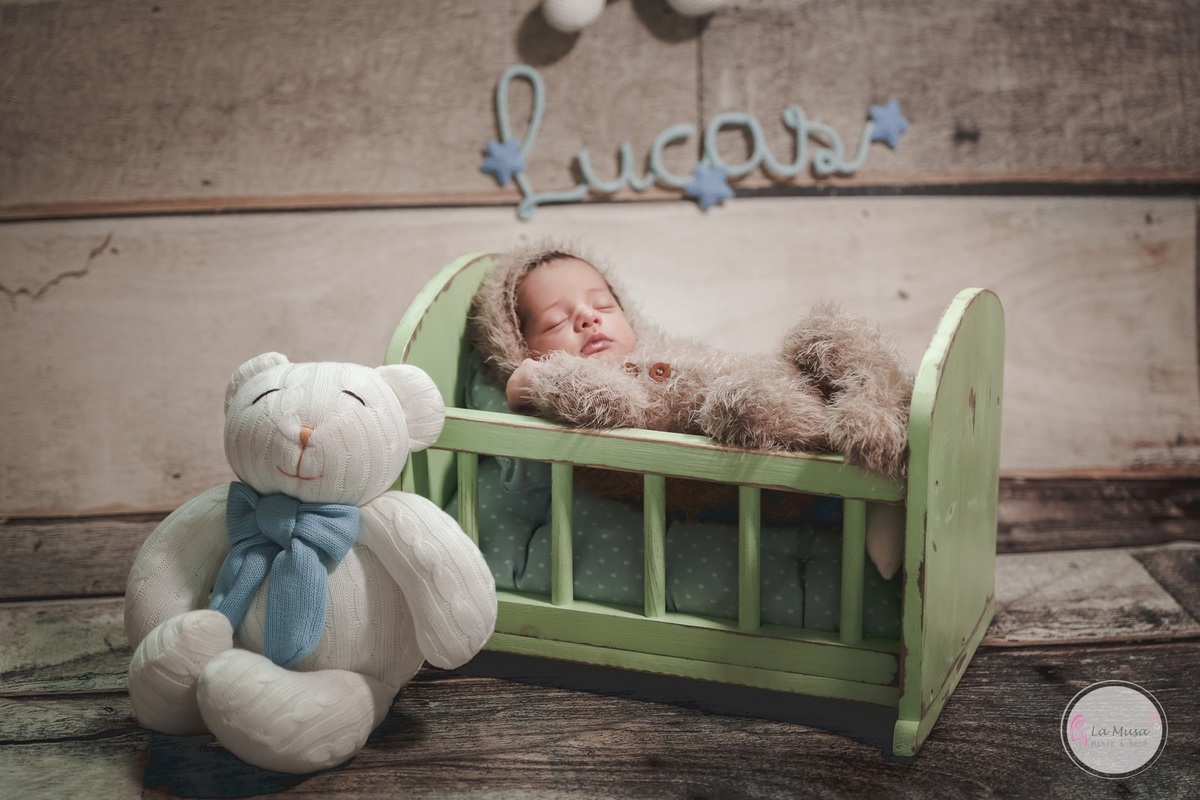 Newborn Menino, fotografia de bebê, estúdio de Newborn, Newborn Brasilia, Newbron policia