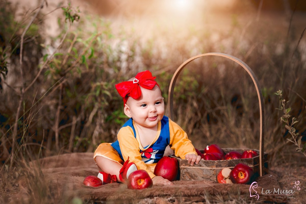 Ensaio de Bebê acompanhamento, ensaio menina frutas, ensaio dunas de areia, ensaio família, fotografo de bebê