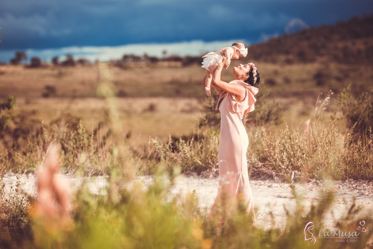 Ensaio de Bebê acompanhamento, ensaio menina frutas, ensaio dunas de areia, ensaio família, fotografo de bebê