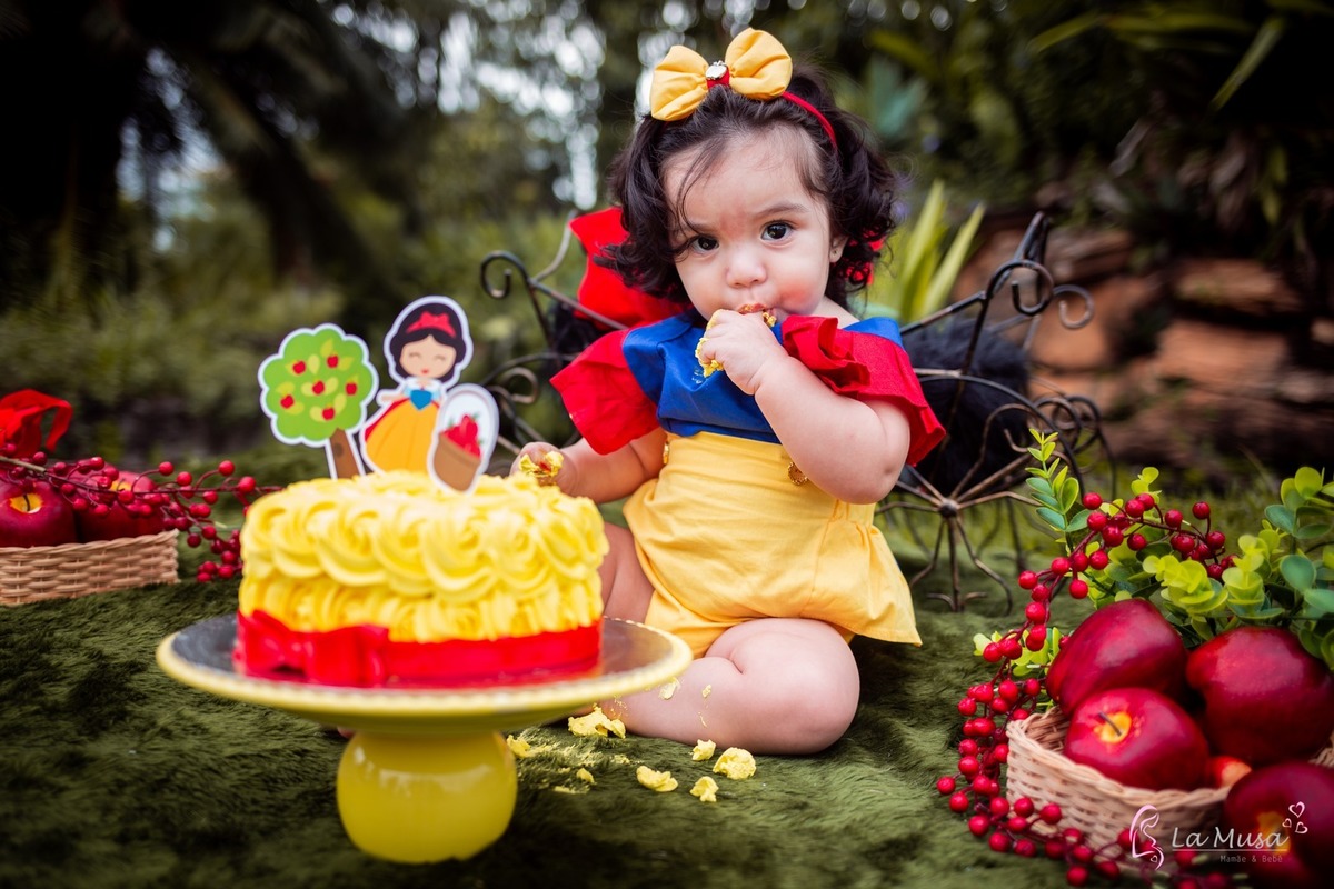 Smash the cake Branca de neve, Ensaio de 1 ano , Ensaio Branca de Neve, Ensaio New garden, Ensaio familia  