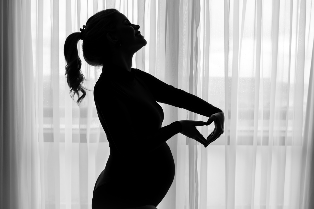 Ensaio de gestante brasília - Ensaio de gestante - Ensaio de gravidez - Ensaio de gravida - Ensaio de gestação - Fotografo de Gestante - Fotografa de Gestante - Fotografa de gestante Brasília - Ensaio de gestante em casa - Sabrina Albert 