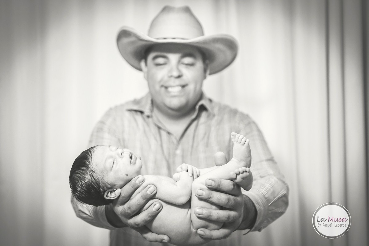 Tomas Newborn-fotos recém-nascido-bebê caubói-fotos estúdio-mamãe de menino-fotos de bebês-LaMusa-df