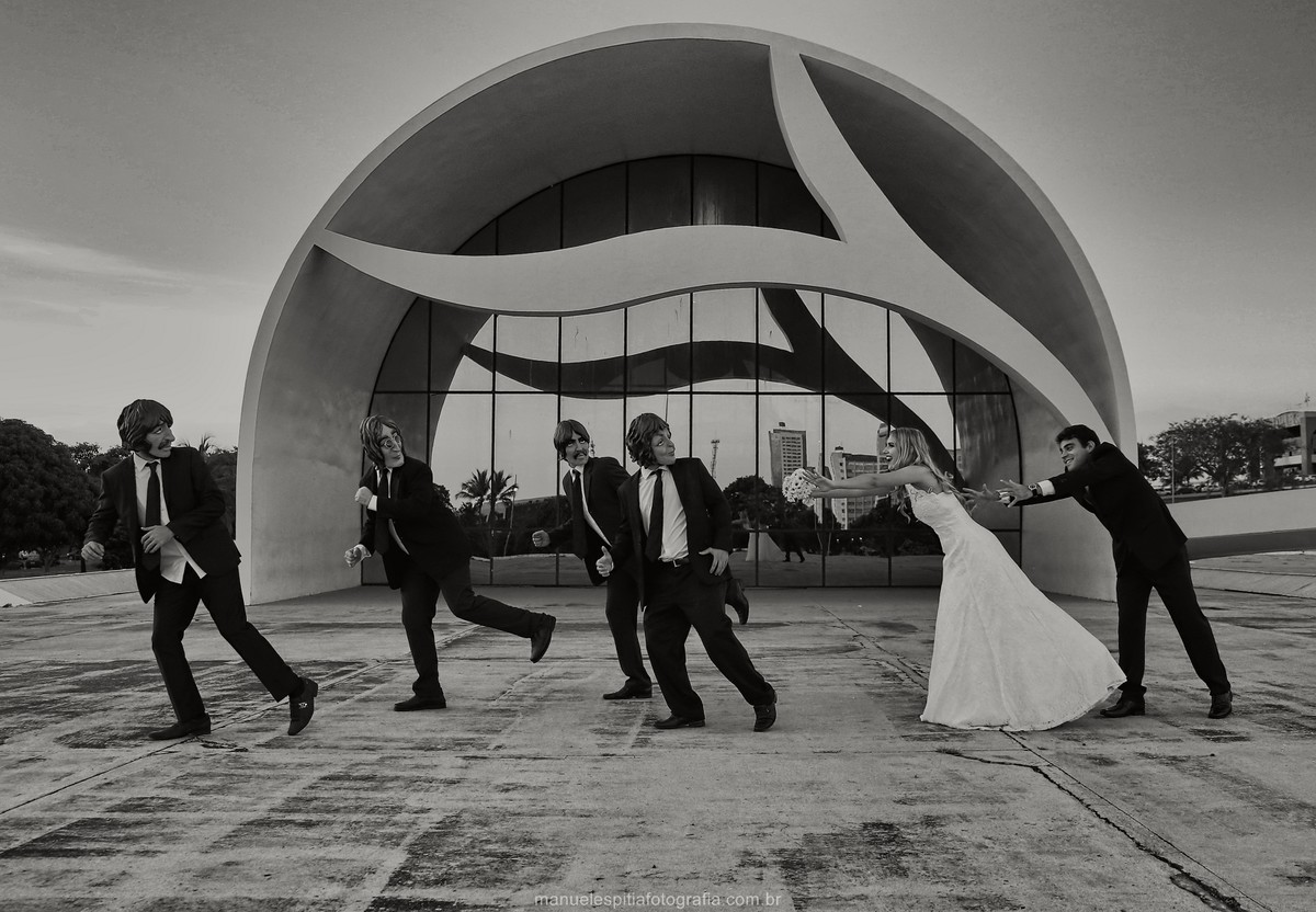 Novios y Beatles en Cartagena