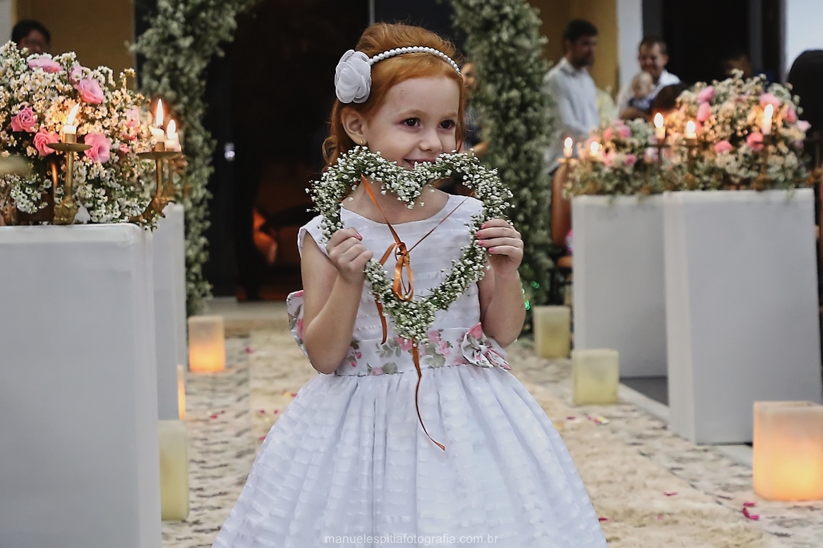 Entrada das alianças.