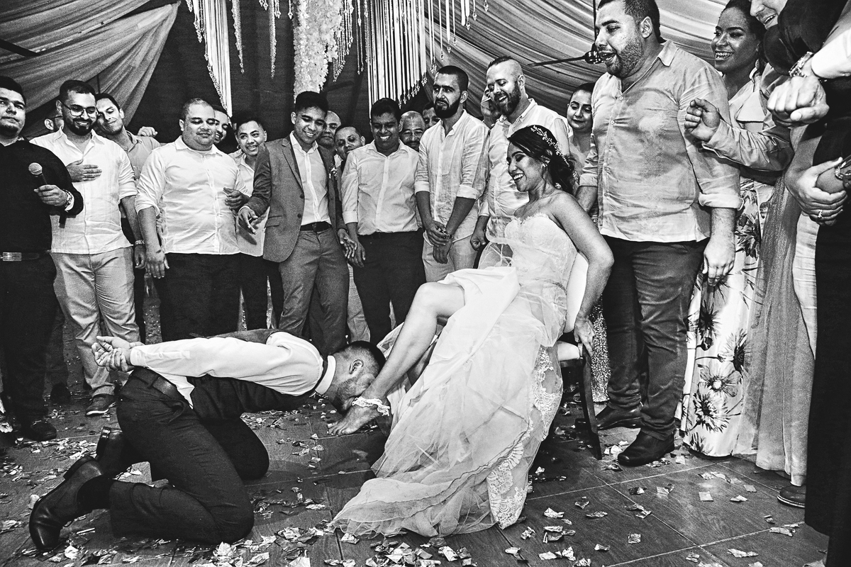 La liga de la novia.