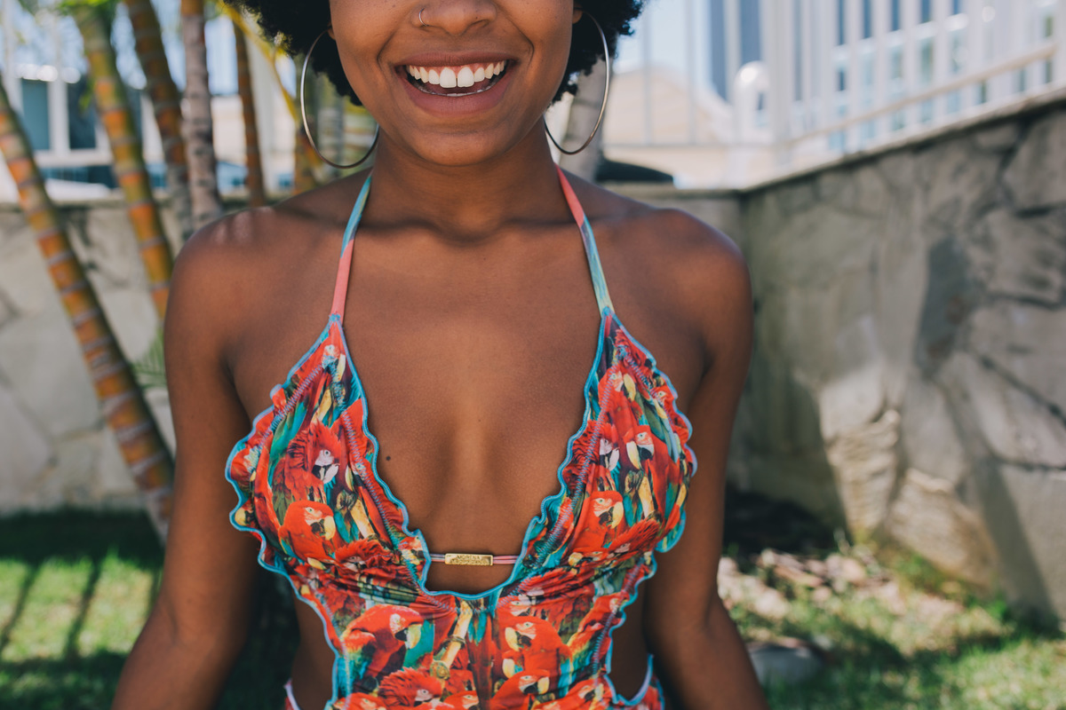 foto-individual-rj-ensaio-externo-modelo-sorriso-biquini