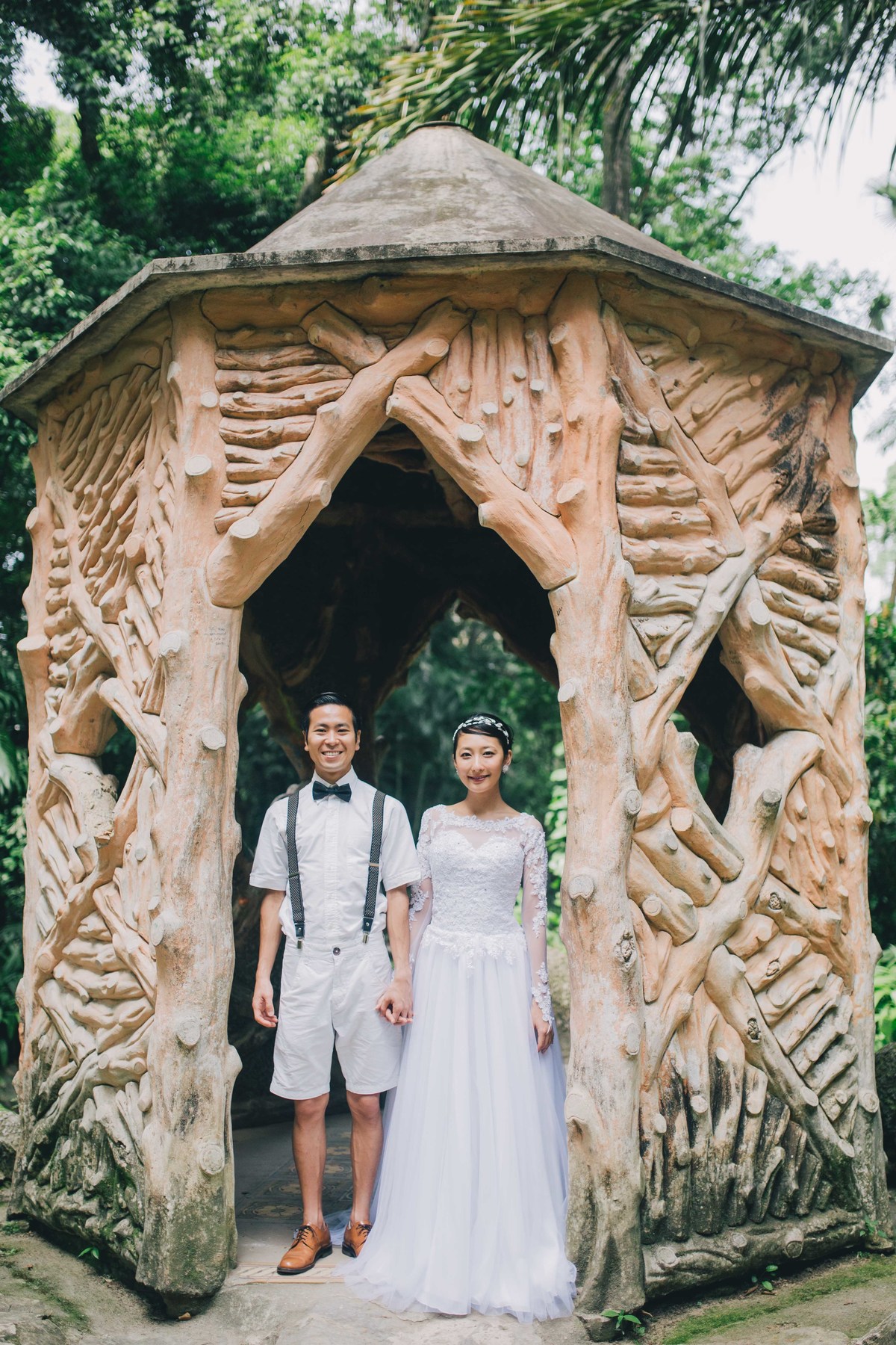 ensaio-externo-de-casal-rj-parque-lage-maos-dadas