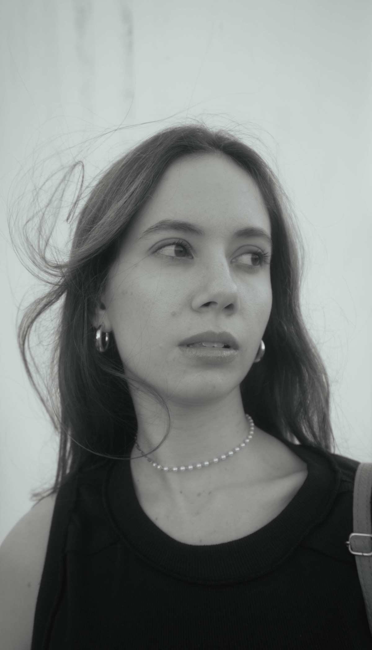 ensaio fotográfico preto e branco com olhar marcante