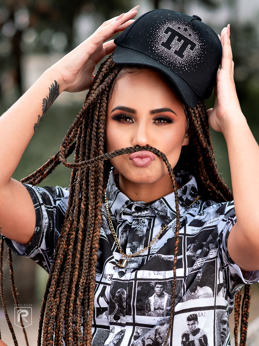 Ensaio Feminino Casual Kamila Dias com tranças na pista de Skate do Barreiro em Belo Horizonte por Ronei Silva Fotografia