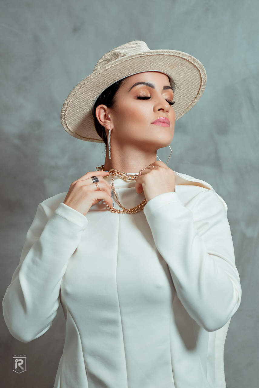 Ensaio Sensual - Erika Miranda - Nova Lima MG
ENSAIO E BOOK FEMININO CASUAL, SENSUAL E BOUDOIR - FOTOGRAFO RONEI SILVA