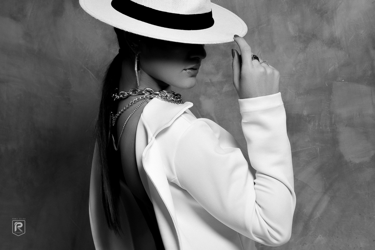 Ensaio Sensual - Erika Miranda - Nova Lima MG
ENSAIO E BOOK FEMININO CASUAL, SENSUAL E BOUDOIR - FOTOGRAFO RONEI SILVA