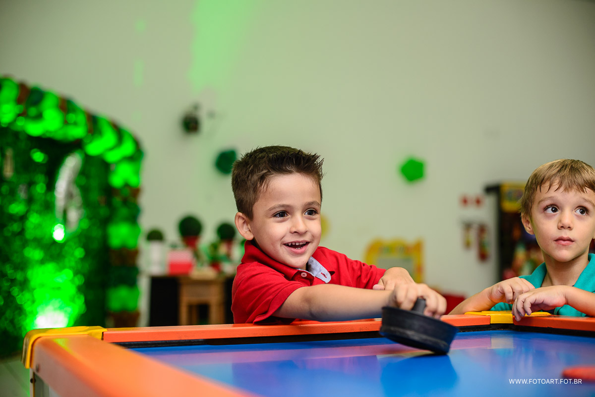 criancas brincando no Espaço Kids Buffet Infantil