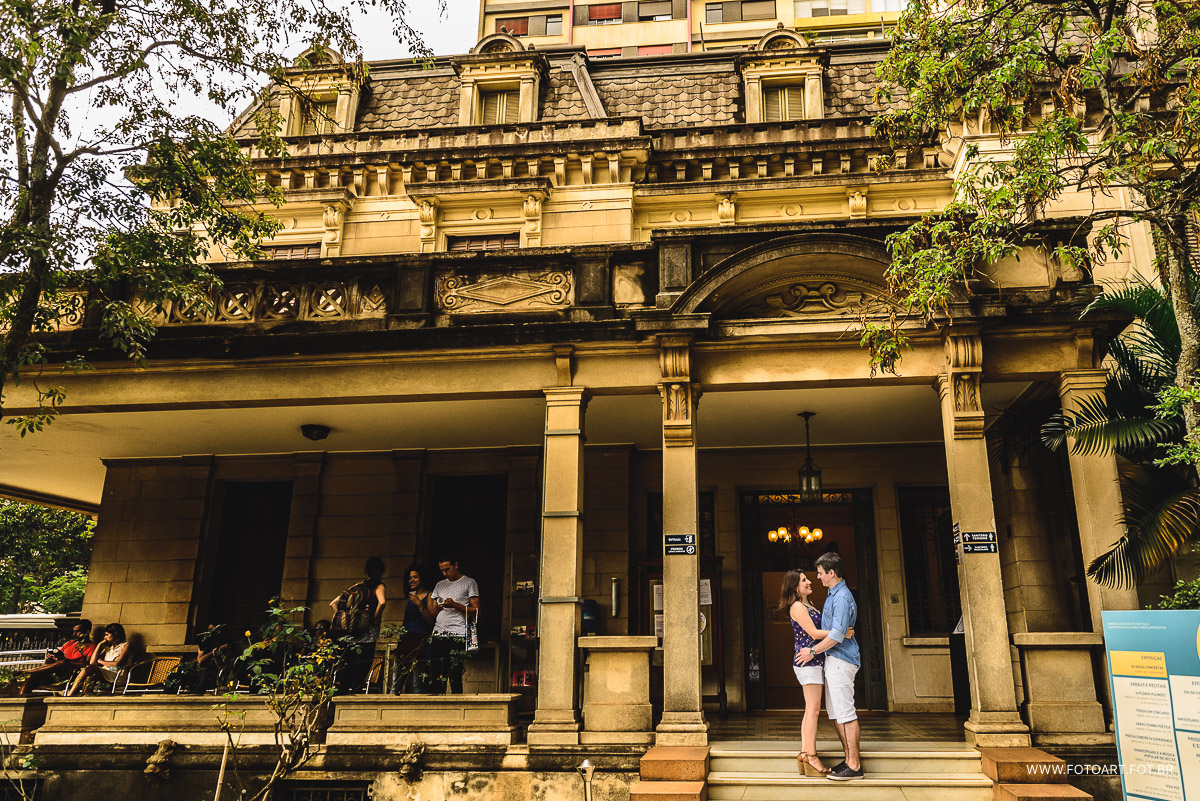 foto casal na casa das rosas av paulista foto de Anderson Silva Fotoart fotografo sp