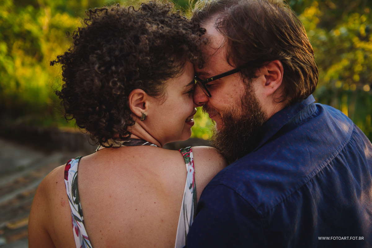 foto romantica do book de casal amanda e carlos para fotografo de casamento de Botucatu sao paulo e regiao Anderson Silva Fotoart