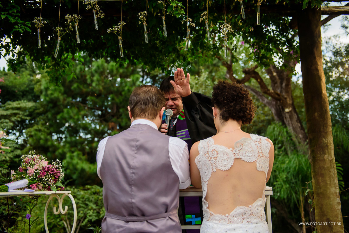 bencao do pastor para o casamento no campo em botucatu foto de Anderson Silva Fotoart fotografo sp