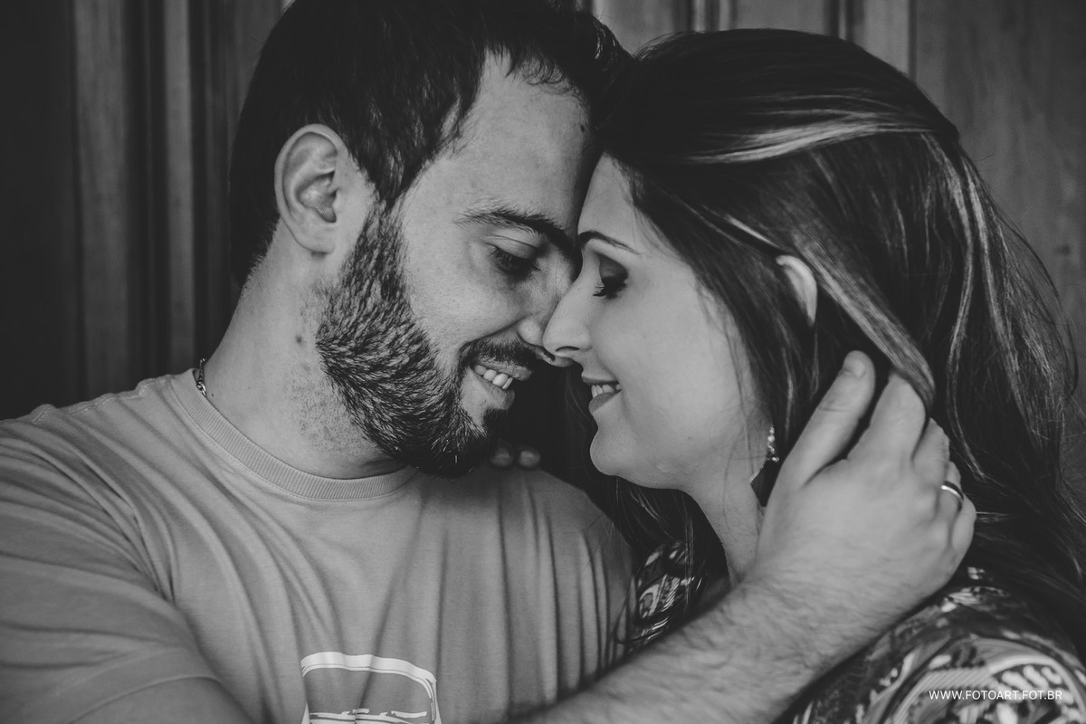 foto romantica de casal trocando carinhos foto feita Anderson Silva Fotoart fotografo sp