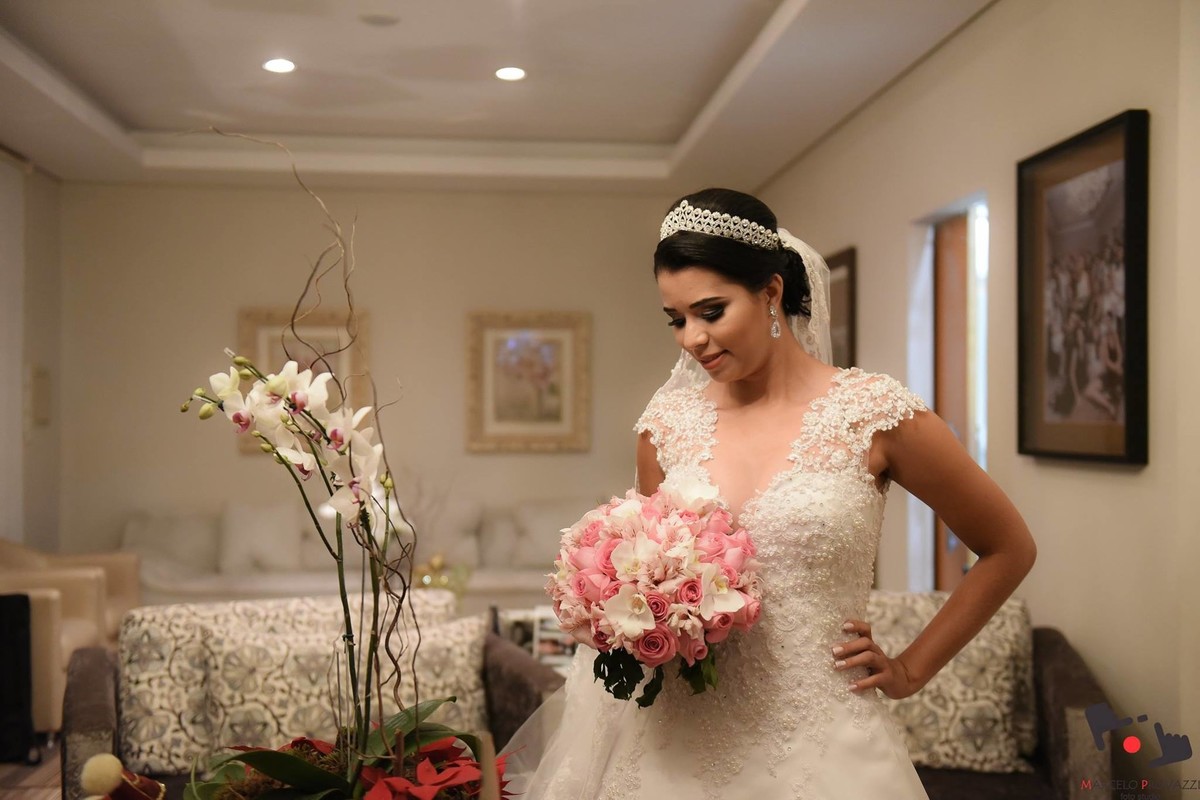 Noiva no salão de beleza Sertãozinho Sp