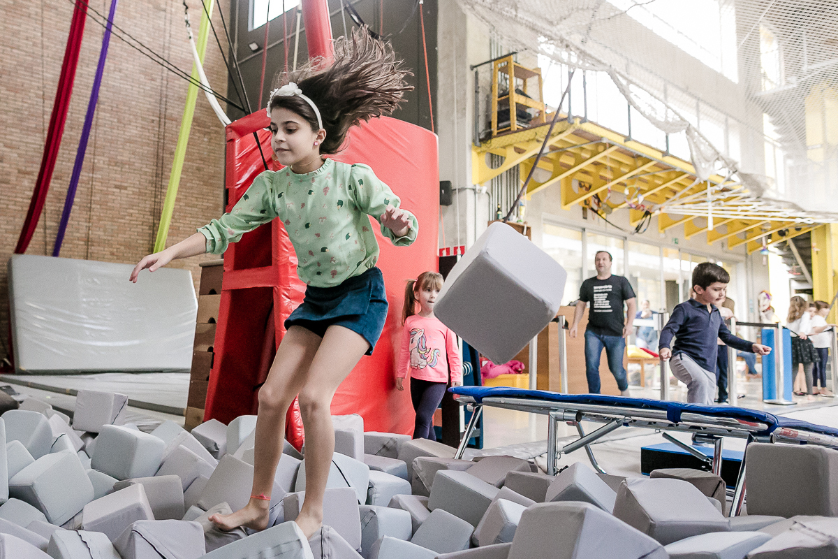 Fotos do aniversário de 9 anos da Luisa na Escola de artes circenses trapézio voador jardim guedala sao paulo sp
