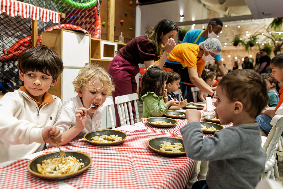 fotos do aniversário de 3 anos da alice que aconteceu lá no buffet engenho moema zona sul sao paulo sp