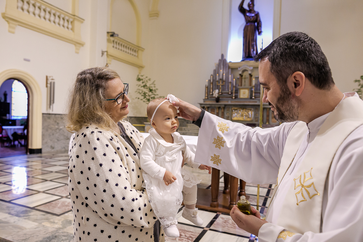 Fotos do batizado da Mariana que aconteceu lá na Paroquia São Francisco de Assis na Vila Clementino zona sul são paulo sp