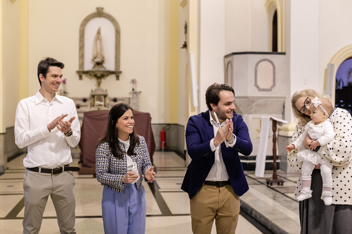 Fotos do batizado da Mariana que aconteceu lá na Paroquia São Francisco de Assis na Vila Clementino zona sul são paulo sp