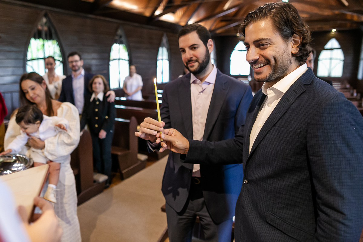 fotos do batizado do pedro michel que aconteceu na capela são pedro e são paulo no bairro cidade jardim em são paulo sp