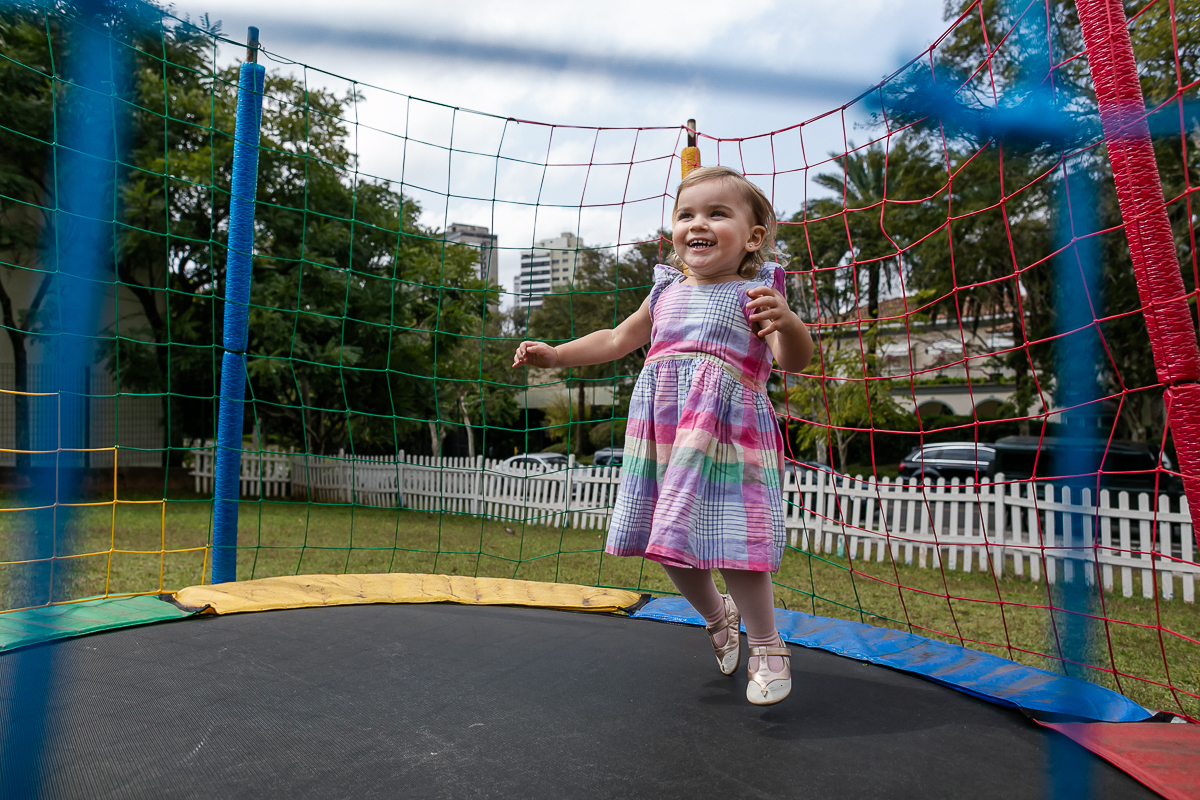 fotos do batizado do pedro michel que aconteceu na capela são pedro e são paulo no bairro cidade jardim em são paulo sp
