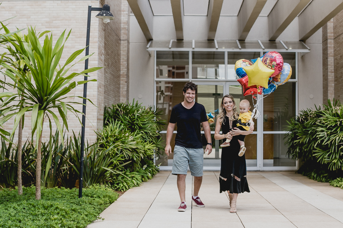 joao chegando para a festa de 1 aninho