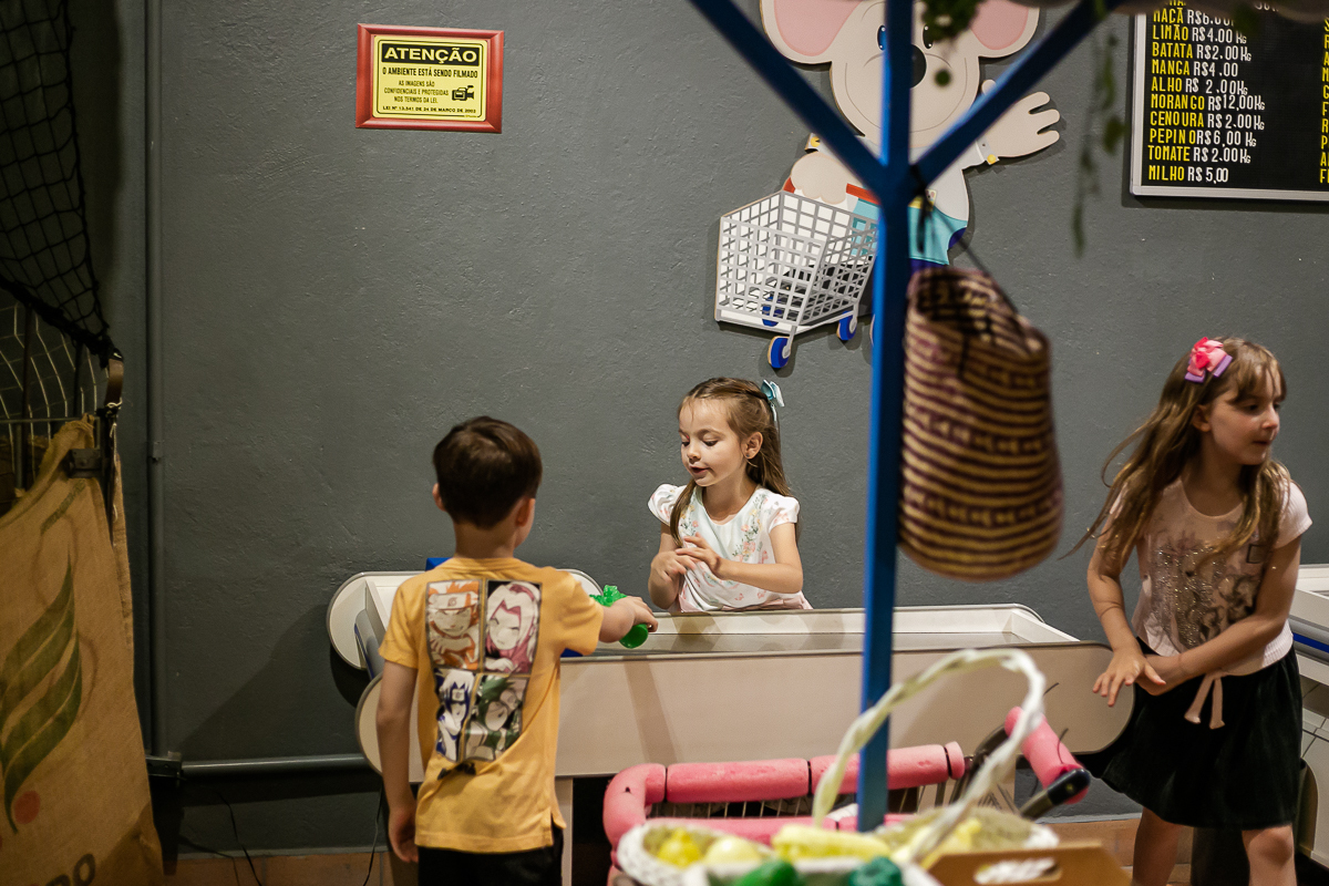 fotos do aniversário de 7 anos da Júlia que aconteceu no buffet miniland unidade pinheiros zona oeste sp com o tema bela e a fera