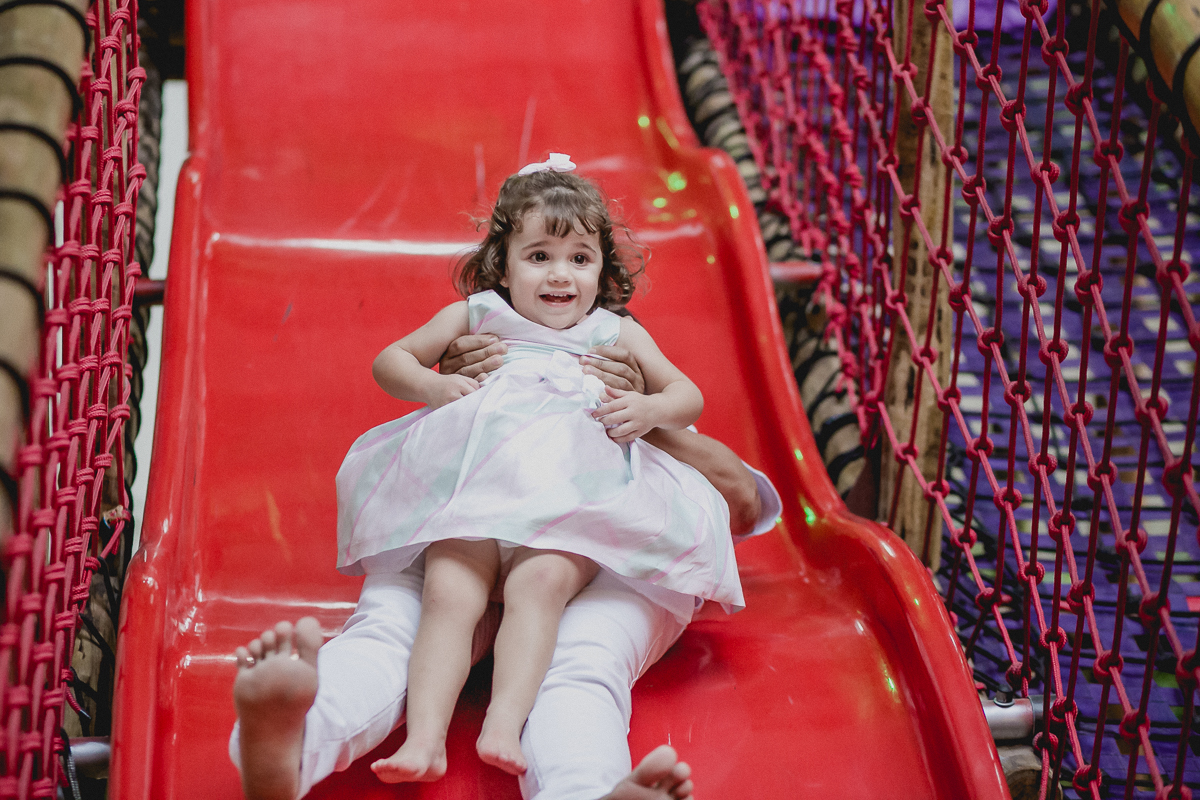 descendo o escorregador