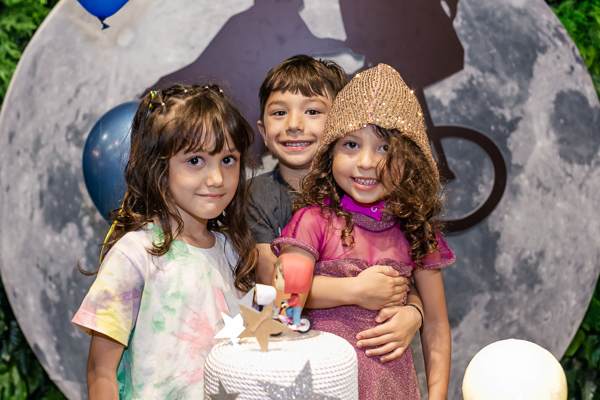 fotos do aniversário de 5 anos da beatriz com o tema et o extra terrestre no buffet no galpão em pinheiros zona oeste sao paulo sp