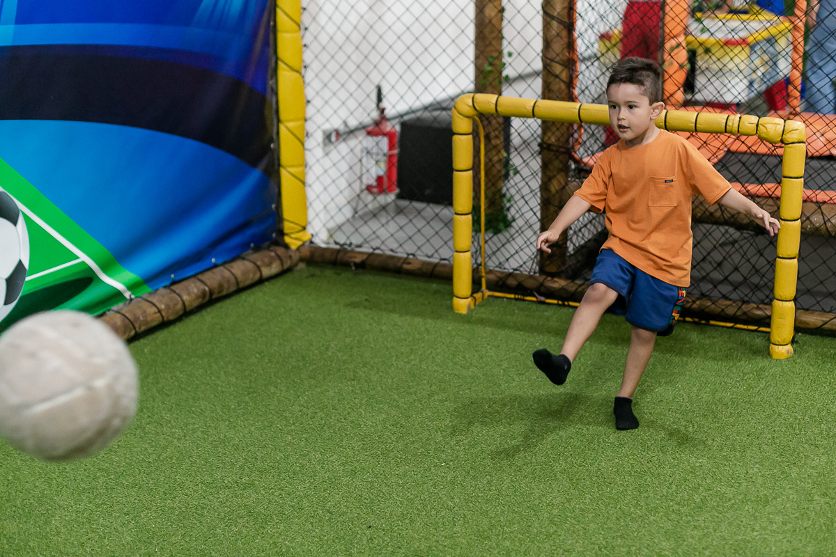 fotos do aniversário de 5 anos do bernardo com o tema hot whells no buffet espaço boo localizado na lapa zona oeste sao paulo sp