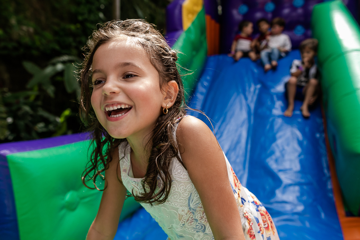 fotografias do aniversário de 4 anos do leonardo e 2 anos do rafael com tema os 3 porquinhos no parque burle marx em sao paulo sp