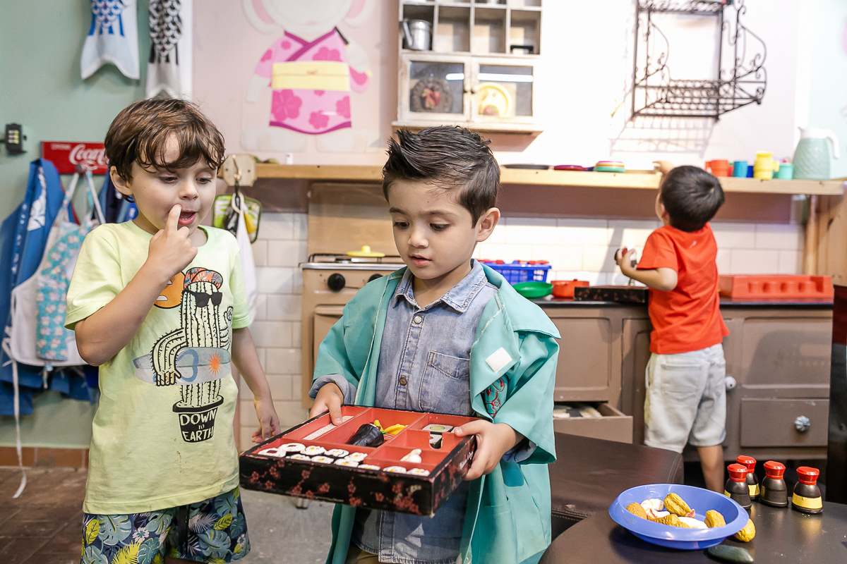 fotografias do aniversário de 5 anos do alexandre no buffet miniland unidade vila olimpia com o tema dinossauros