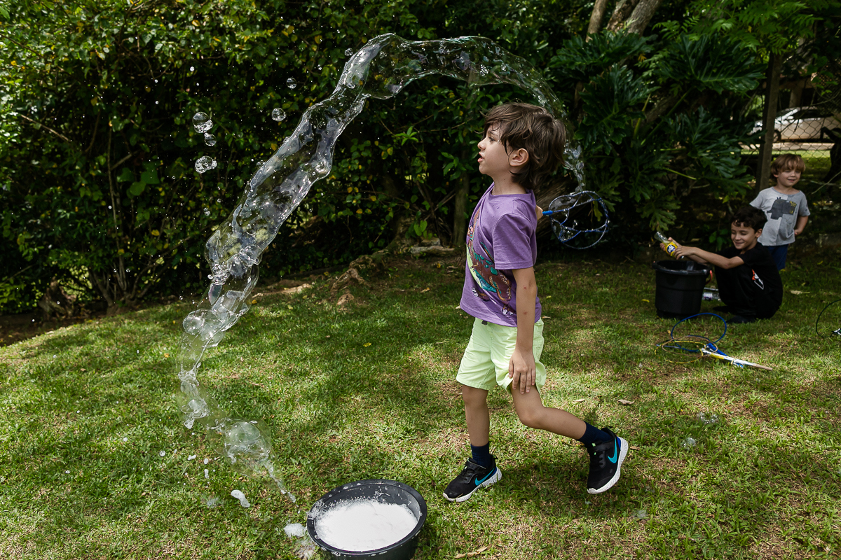 fotos do aniversário de 4 anos da catarina no quintal de casa com tema unicornio na granja viana cotia sao paulo sp