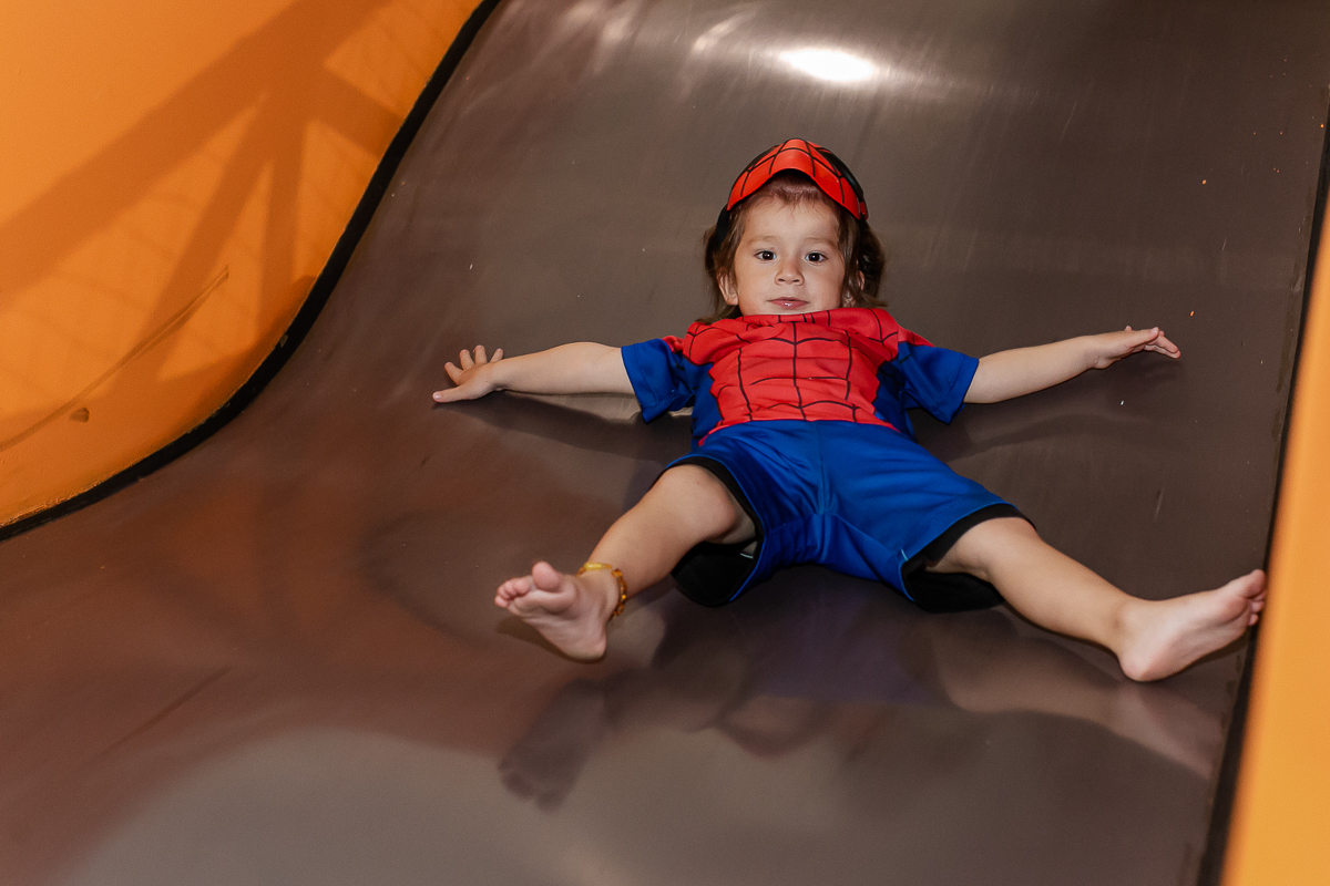 fotos do aniversário de 3 anos do fred com tema vingadores que aconteceu lá no buffet espaço puzzle na vila olímpia sao paulo sp