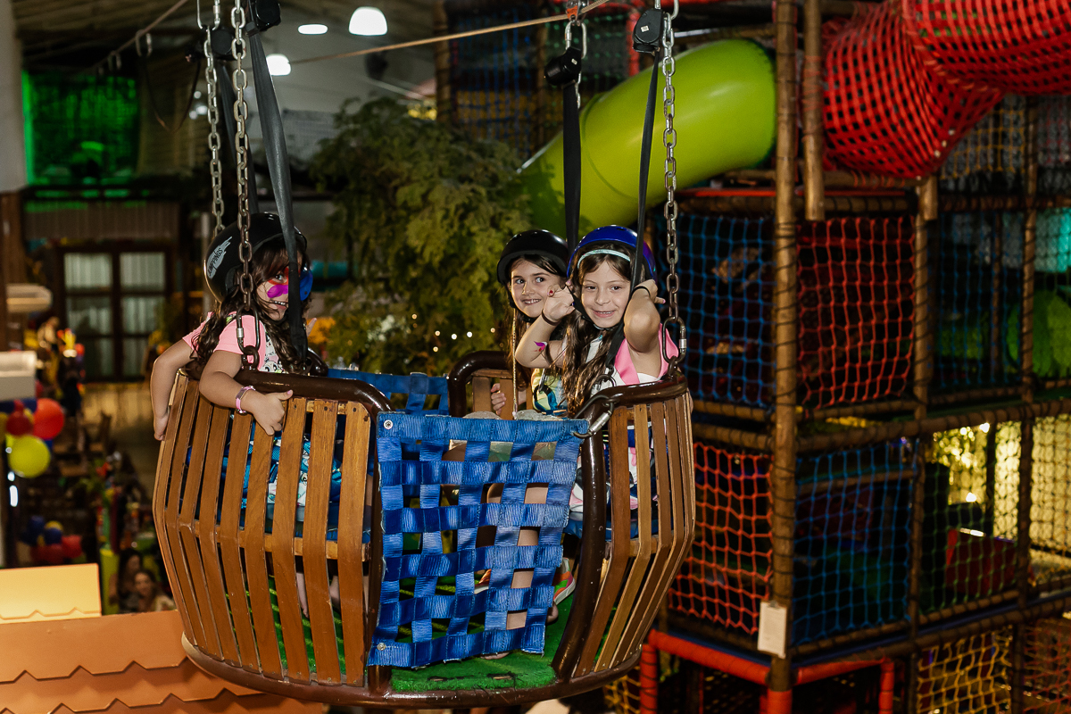 fotos do aniversário de 3 anos do fred com tema vingadores que aconteceu lá no buffet espaço puzzle na vila olímpia sao paulo sp