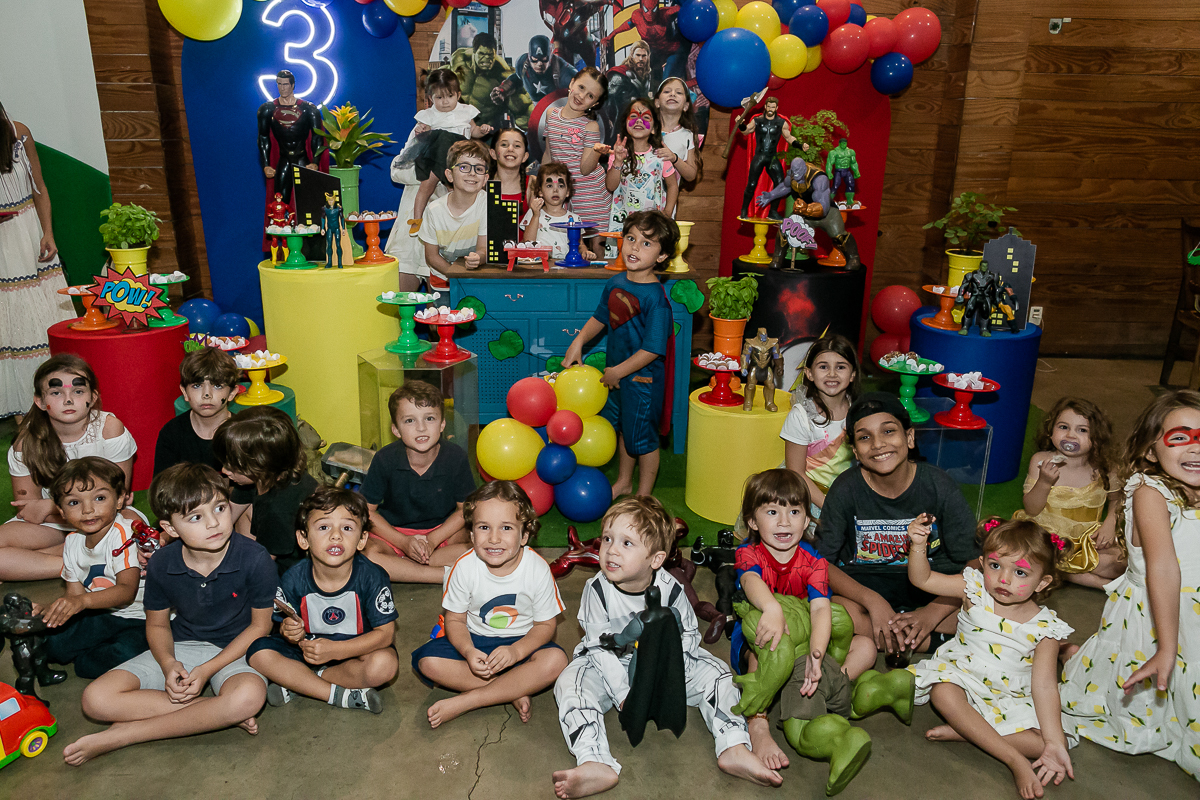 fotos do aniversário de 3 anos do fred com tema vingadores que aconteceu lá no buffet espaço puzzle na vila olímpia sao paulo sp