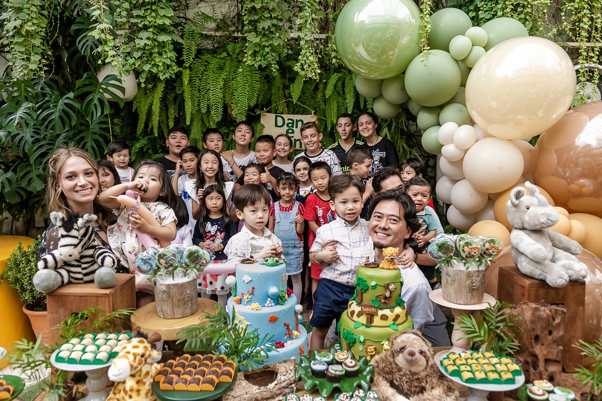 fotografias do aniversário de 4 anos do benjamin e do daniel com o tema safari que aconteceu lá no buffet espaço tragaluz na vila olimpia zona sul sao paulo sp