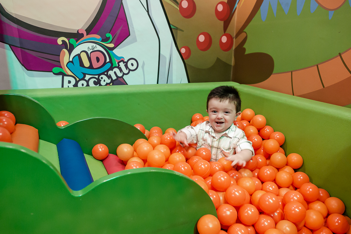 fotografias do aniversario de 1 ano do antonio com o tema charlie brown no buffet kid recanto unidade jardins zona sul sao paulo sp