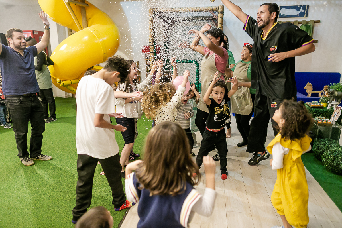 fotografias do aniversário de 6 anos da carolina com o tema tarzan no buffet terralegria localizado no bairro indianópolis zona sul sao paulo sp