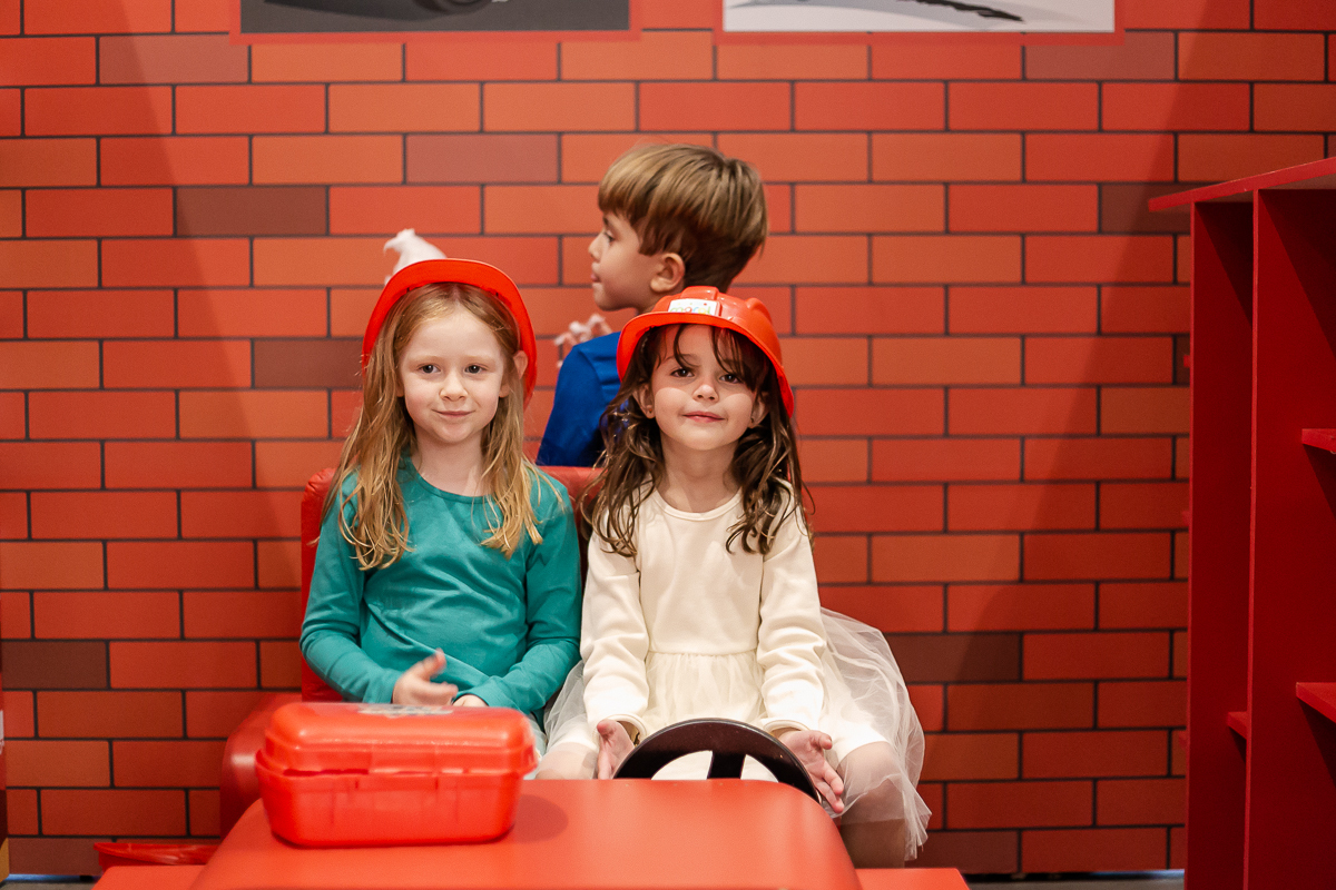 fotografias do aniversário de 5 anos da Helena com o tema como treinar seu dragão no buffet estação diversão em alphaville são paulo sp