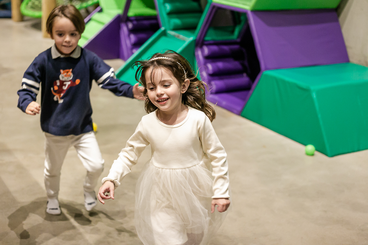 fotografias do aniversário de 5 anos da Helena com o tema como treinar seu dragão no buffet estação diversão em alphaville são paulo sp
