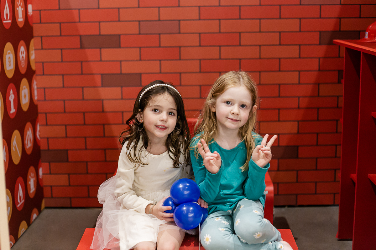 fotografias do aniversário de 5 anos da Helena com o tema como treinar seu dragão no buffet estação diversão em alphaville são paulo sp