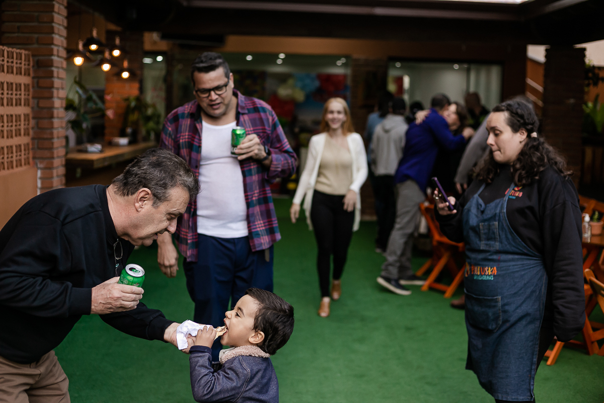 fotografias do aniversário de 3 anos do Arthur com o tema carros no buffet patuska brincadeiras em são caetano do sul são paulo sp