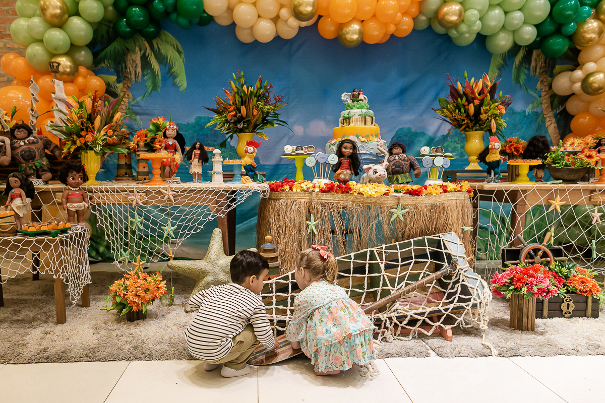fotografias do aniversário de 3 anos do Pedro com o tema Moana no buffet spazio reale II em moema zona sul sao paulo sp